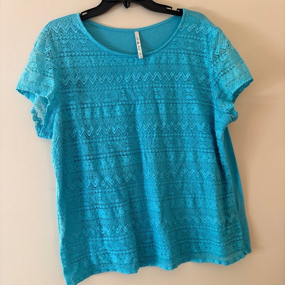 Leo & Nicole Tops - Leo & Nicole Women’s Turquoise Lace Overlay Short Sleeve Top Size XXL 2X